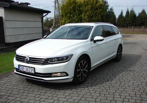 volkswagen Volkswagen Passat cena 54900 przebieg: 237000, rok produkcji 2015 z Bełchatów